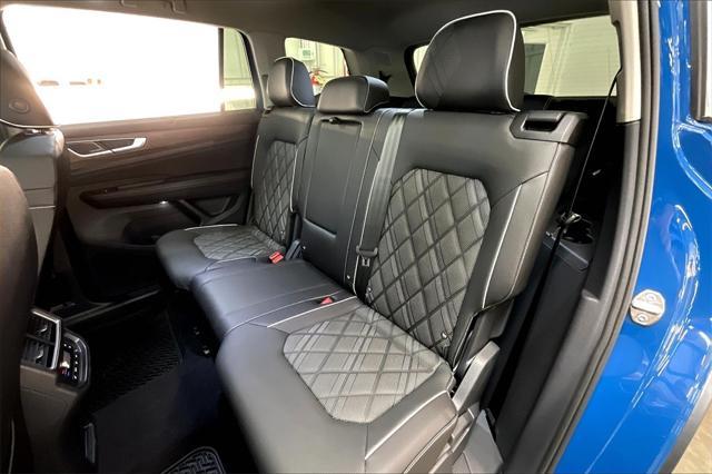 new 2025 Volkswagen Atlas car, priced at $56,244
