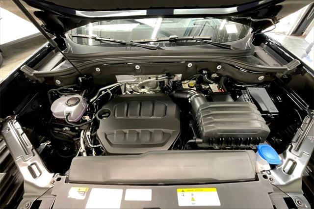 new 2025 Volkswagen Atlas car, priced at $50,834