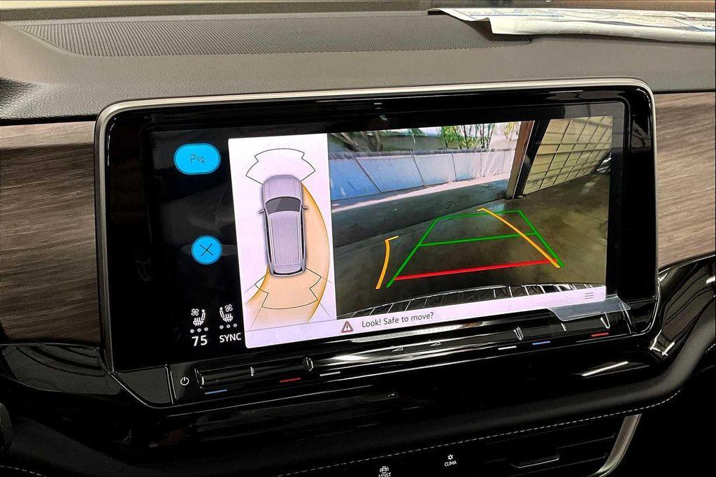 new 2025 Volkswagen Atlas car, priced at $51,239