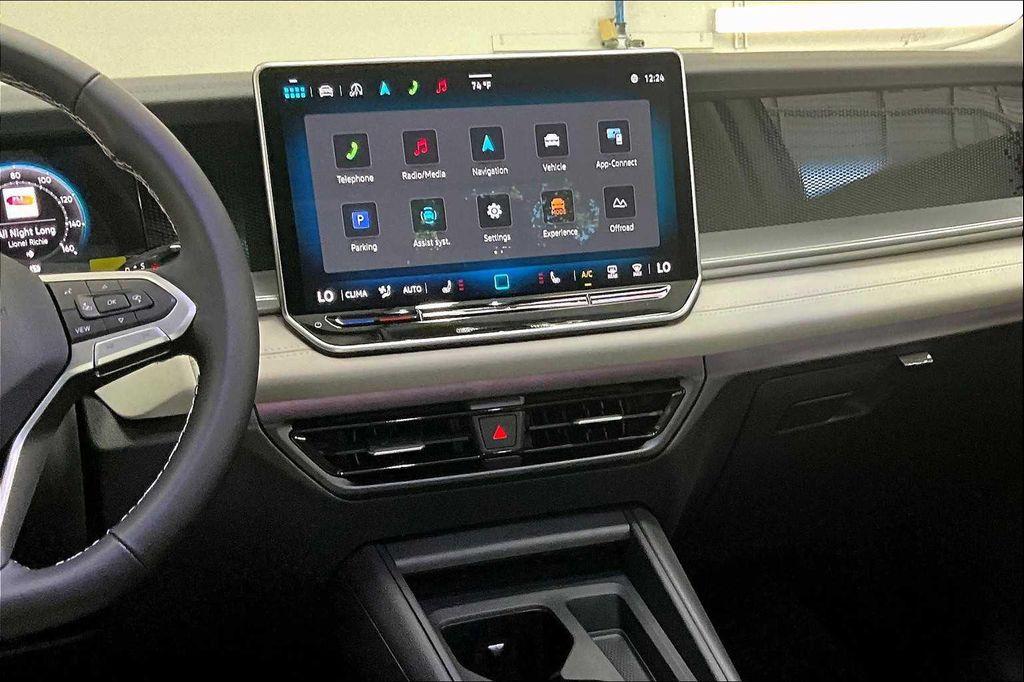 new 2025 Volkswagen Tiguan car, priced at $37,577
