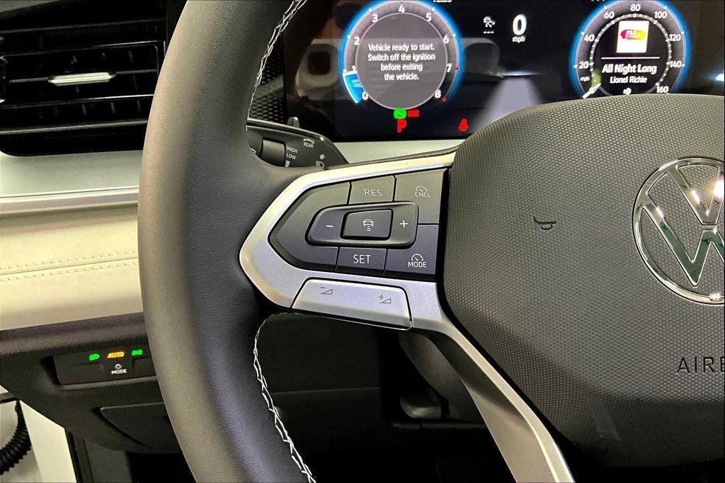 new 2025 Volkswagen Tiguan car, priced at $37,577