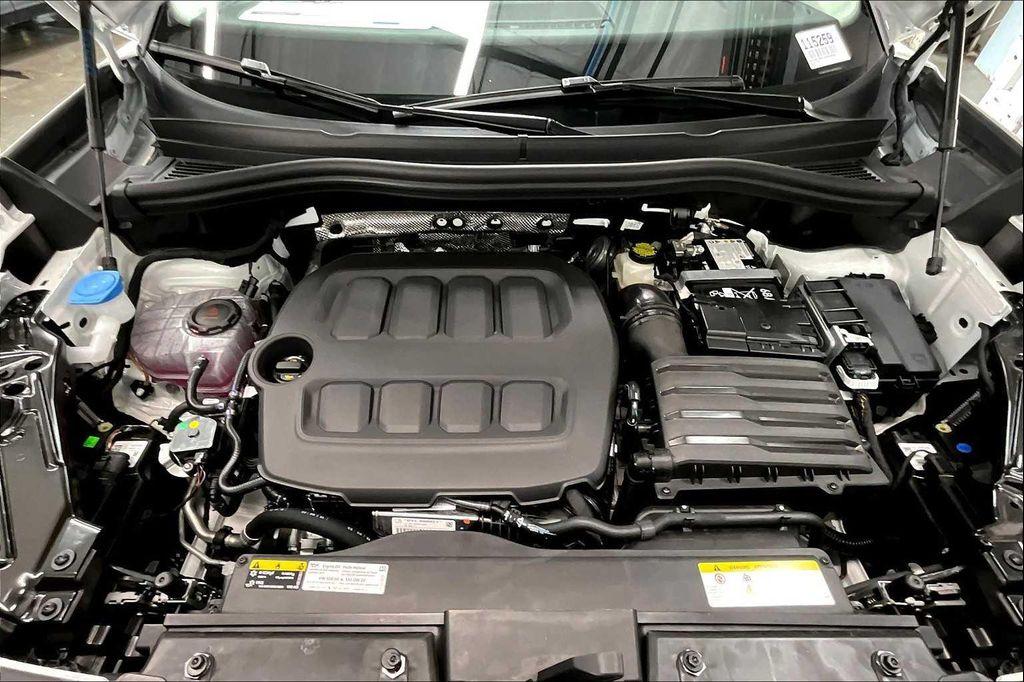 new 2025 Volkswagen Tiguan car, priced at $37,577