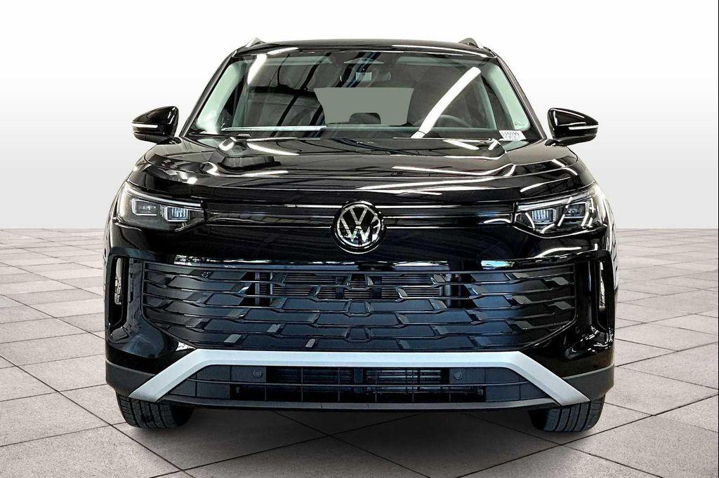 new 2025 Volkswagen Tiguan car, priced at $31,520