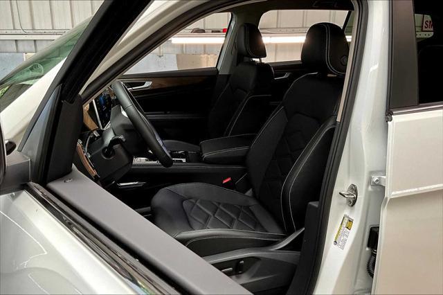 new 2025 Volkswagen Atlas car, priced at $46,492