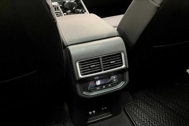 new 2025 Volkswagen Atlas car, priced at $48,982