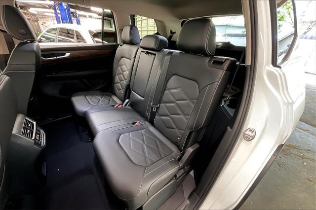 new 2025 Volkswagen Atlas car, priced at $47,087