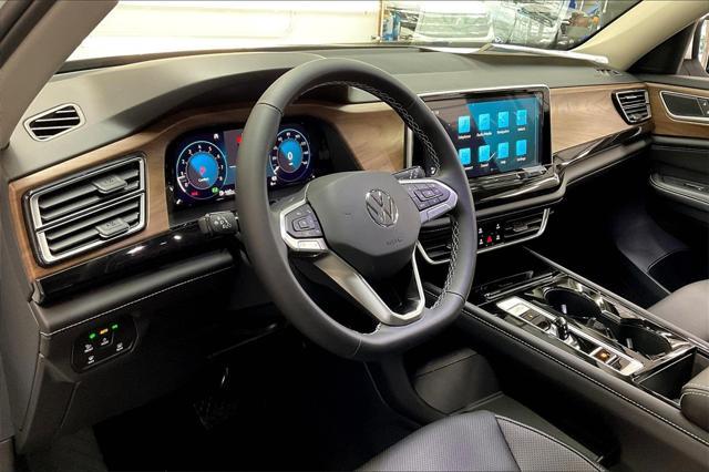 new 2025 Volkswagen Atlas car, priced at $47,087
