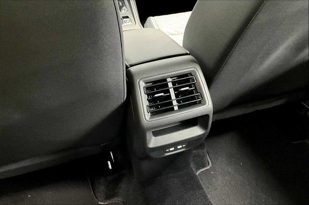 new 2025 Volkswagen Tiguan car, priced at $32,826