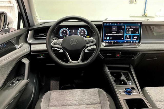 new 2025 Volkswagen Tiguan car, priced at $32,826