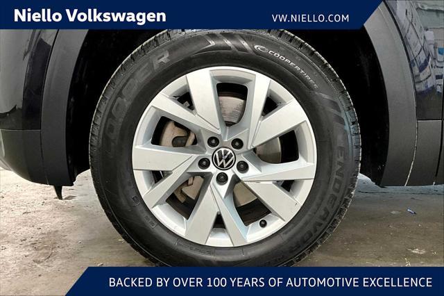 used 2020 Volkswagen Atlas Cross Sport car, priced at $20,995