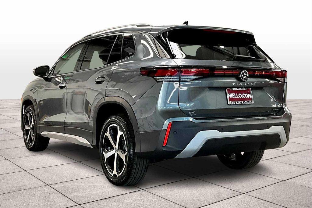 new 2025 Volkswagen Tiguan car, priced at $35,220
