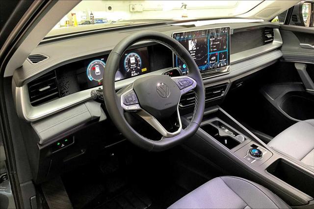 new 2025 Volkswagen Tiguan car, priced at $35,220