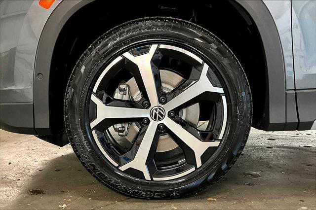 new 2025 Volkswagen Tiguan car, priced at $35,220