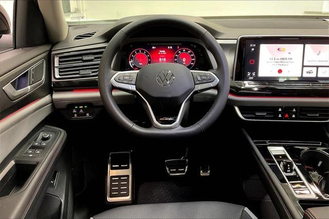 new 2025 Volkswagen Atlas car, priced at $49,754
