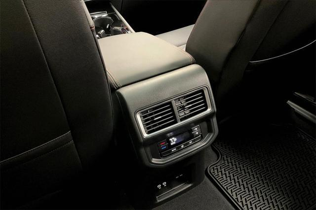 new 2025 Volkswagen Atlas car, priced at $49,754