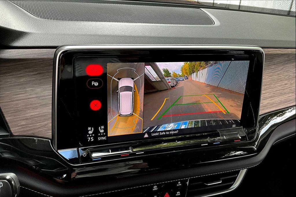 new 2026 Volkswagen Atlas car, priced at $57,349