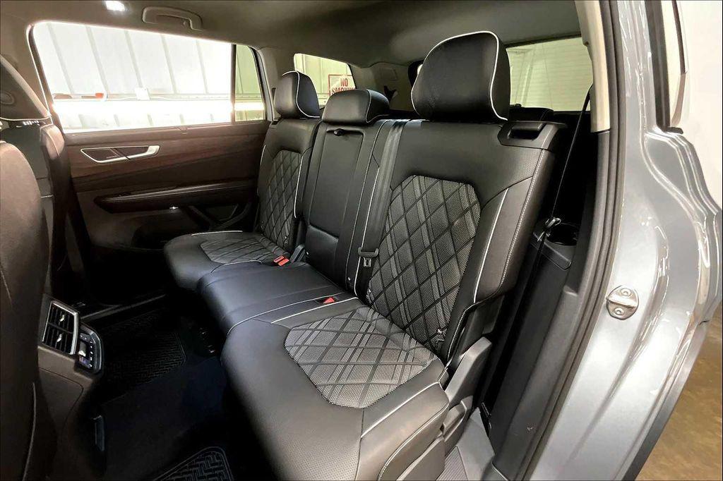 new 2026 Volkswagen Atlas car, priced at $57,349