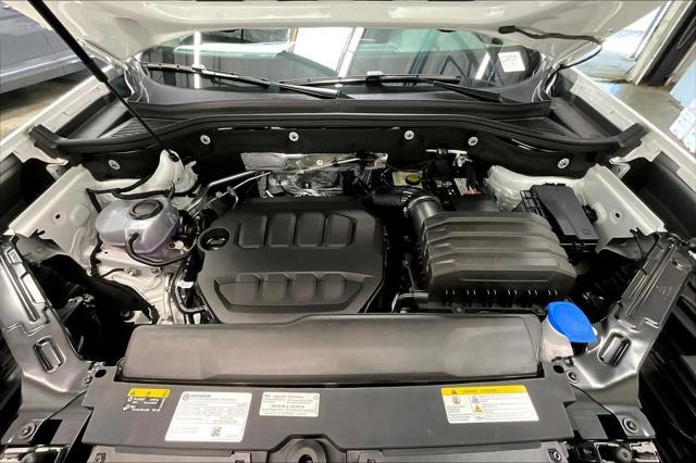 new 2025 Volkswagen Atlas car, priced at $48,387