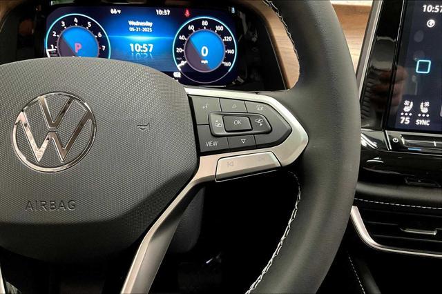 new 2025 Volkswagen Atlas car, priced at $48,387