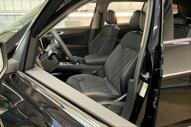 new 2025 Volkswagen Atlas car, priced at $56,244