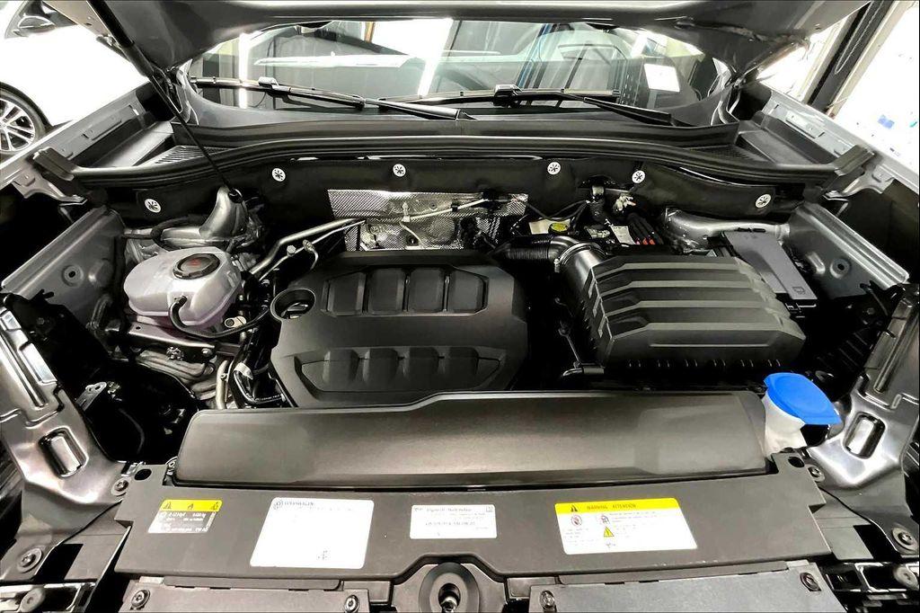 new 2026 Volkswagen Atlas car, priced at $53,034
