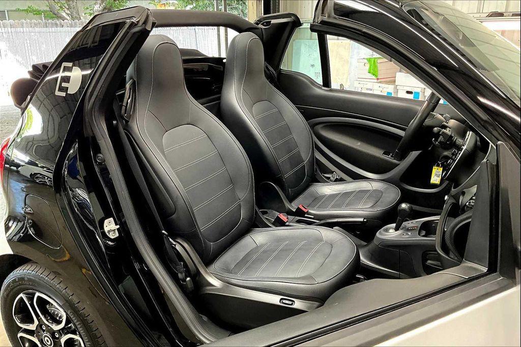 used 2018 smart ForTwo Electric Drive car, priced at $11,997
