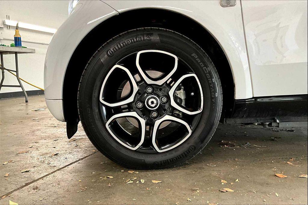 used 2018 smart ForTwo Electric Drive car, priced at $11,997