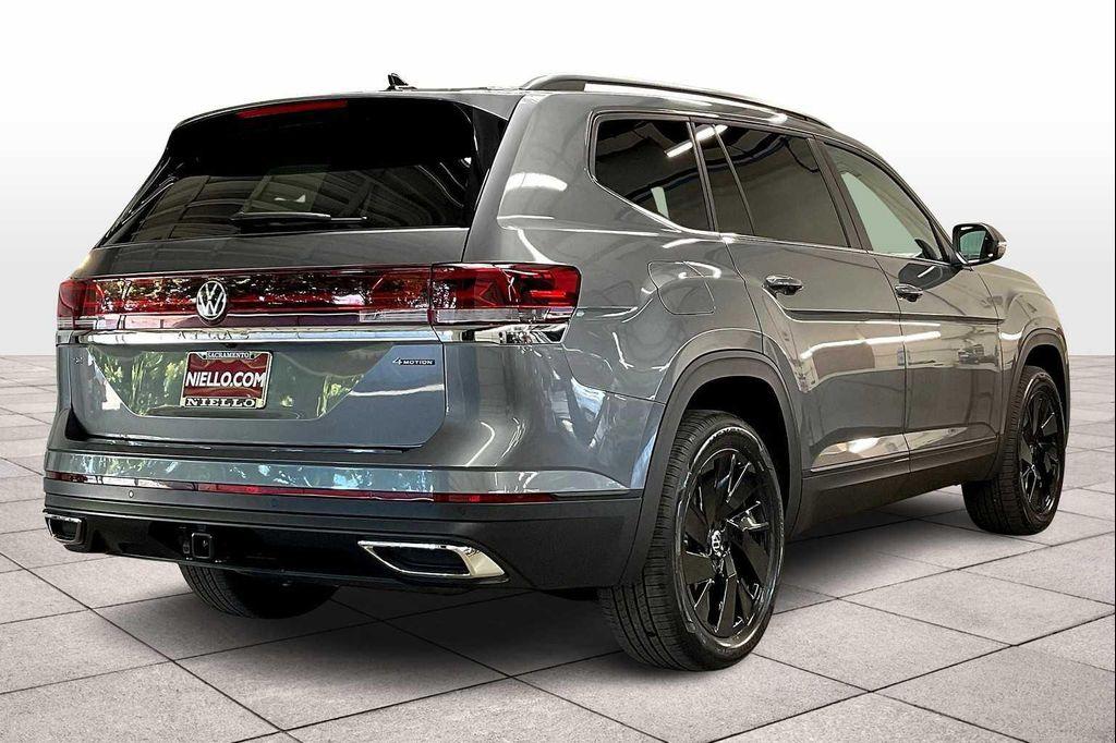 new 2025 Volkswagen Atlas car, priced at $47,087