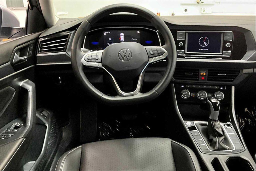 used 2024 Volkswagen Jetta car, priced at $23,071