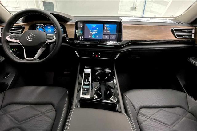 new 2025 Volkswagen Atlas car, priced at $48,387