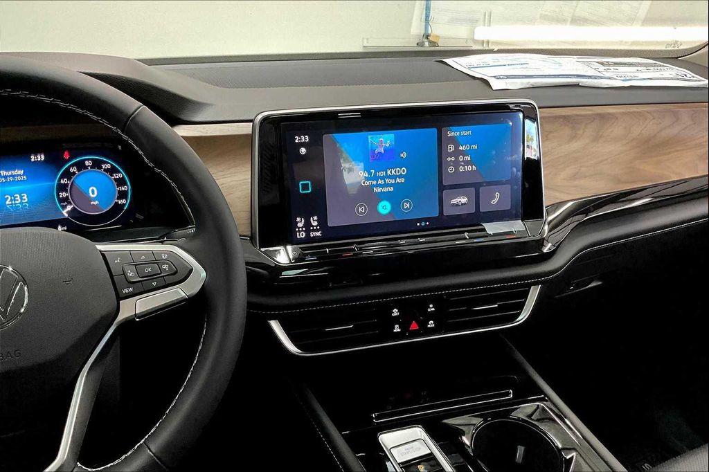 new 2025 Volkswagen Atlas car, priced at $48,387