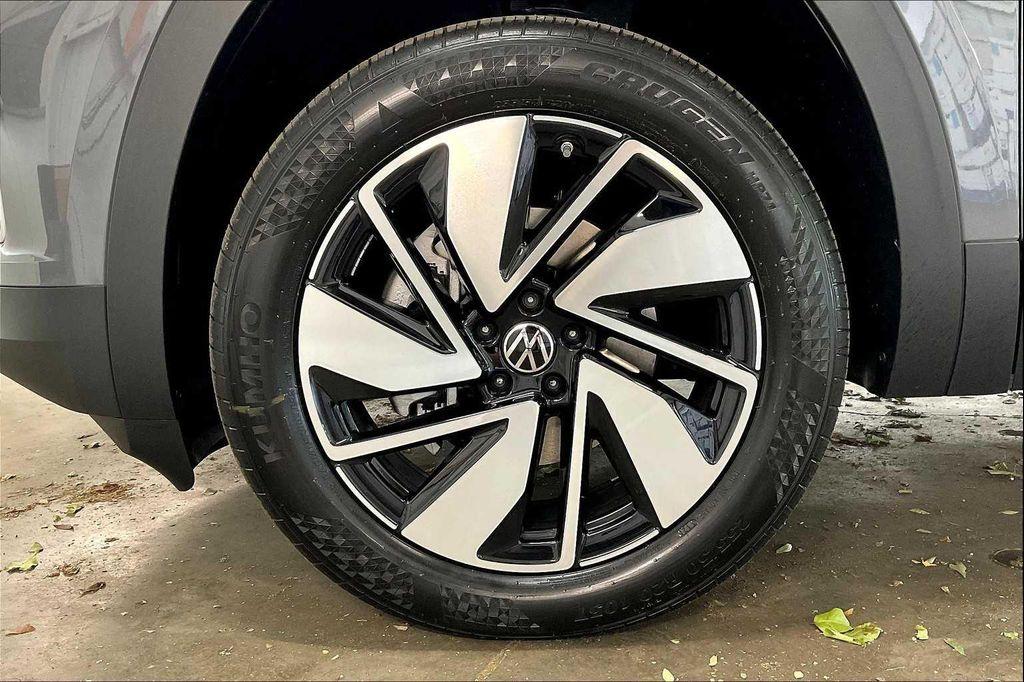 new 2025 Volkswagen Atlas car, priced at $46,492