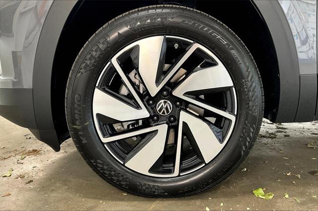 new 2025 Volkswagen Atlas car, priced at $46,492