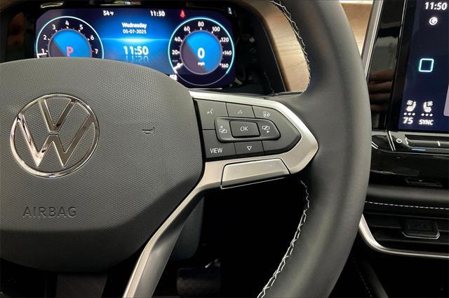 new 2025 Volkswagen Atlas car, priced at $46,492