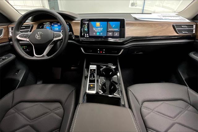 new 2025 Volkswagen Atlas car, priced at $46,492