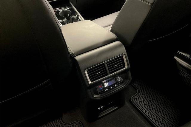new 2025 Volkswagen Atlas car, priced at $46,492