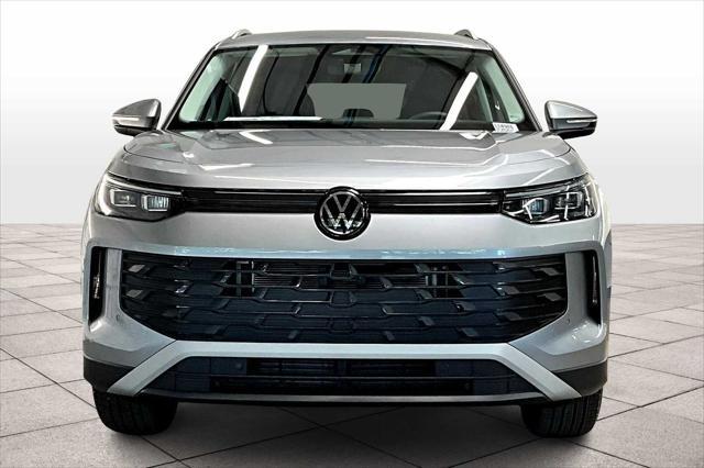 new 2025 Volkswagen Tiguan car, priced at $35,220