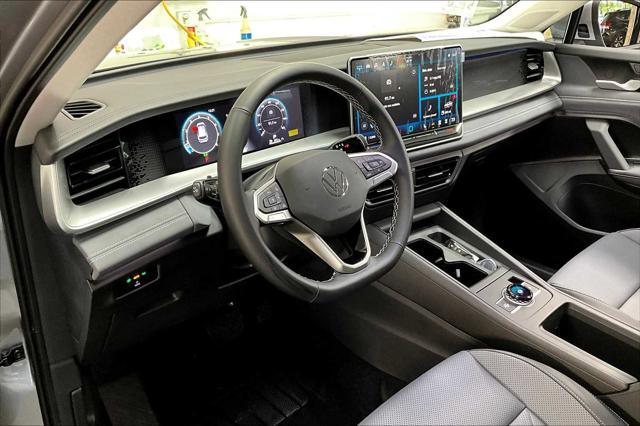 new 2025 Volkswagen Tiguan car, priced at $35,220
