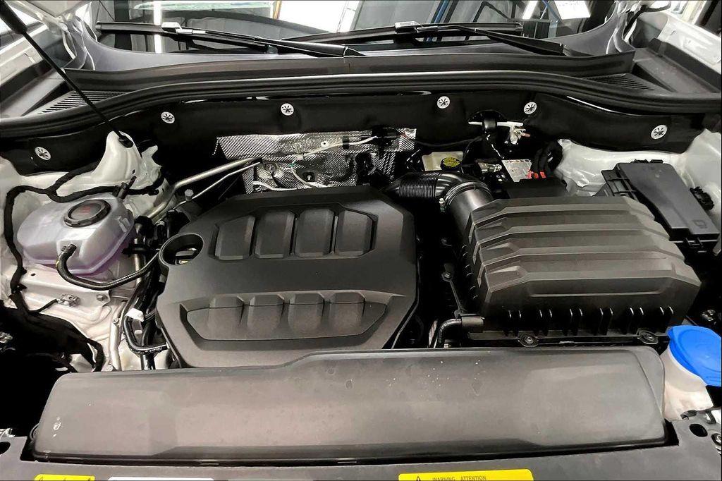 new 2025 Volkswagen Atlas Cross Sport car, priced at $50,106