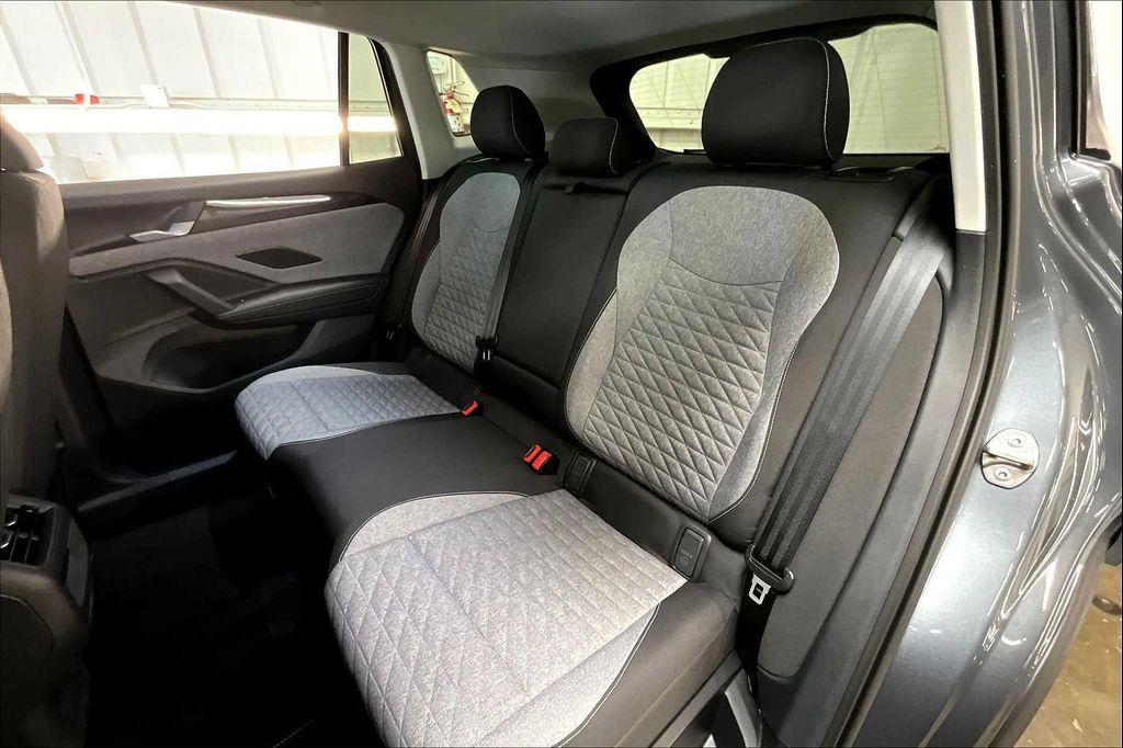 new 2025 Volkswagen Tiguan car, priced at $31,520