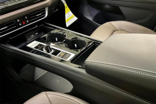new 2025 Volkswagen Atlas car, priced at $52,389