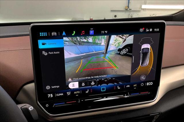 new 2025 Volkswagen ID.4 car, priced at $51,186