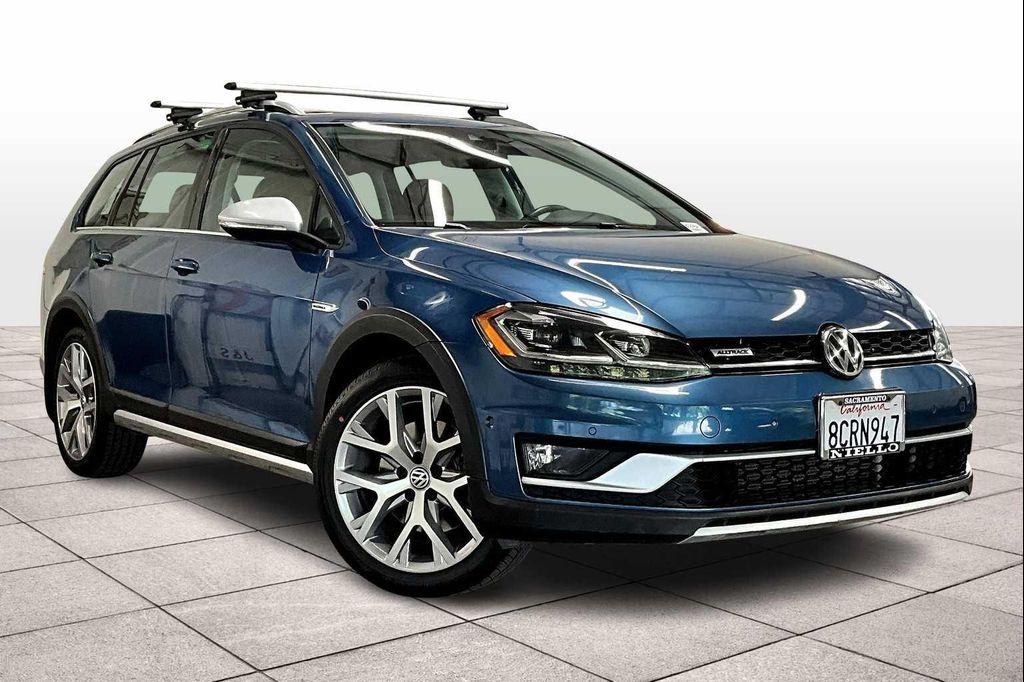 used 2018 Volkswagen Golf Alltrack car, priced at $21,135