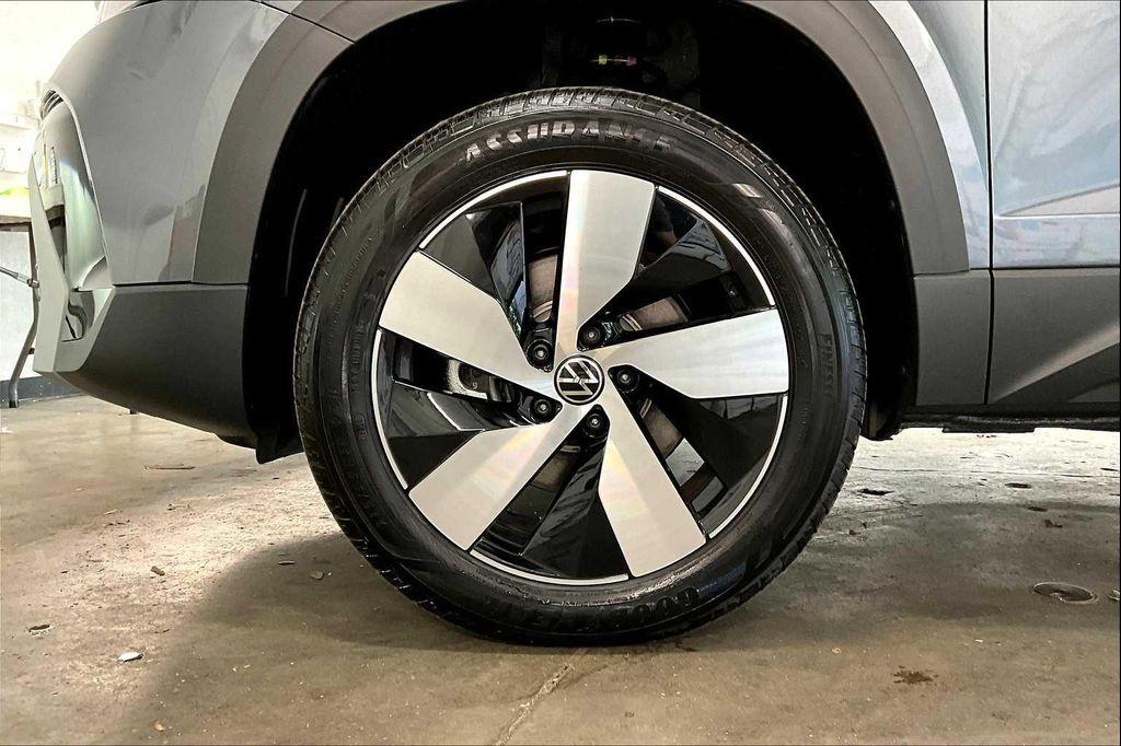 new 2025 Volkswagen Taos car, priced at $28,916