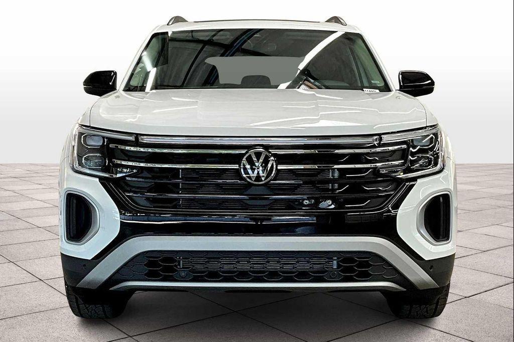 new 2025 Volkswagen Atlas car, priced at $49,059
