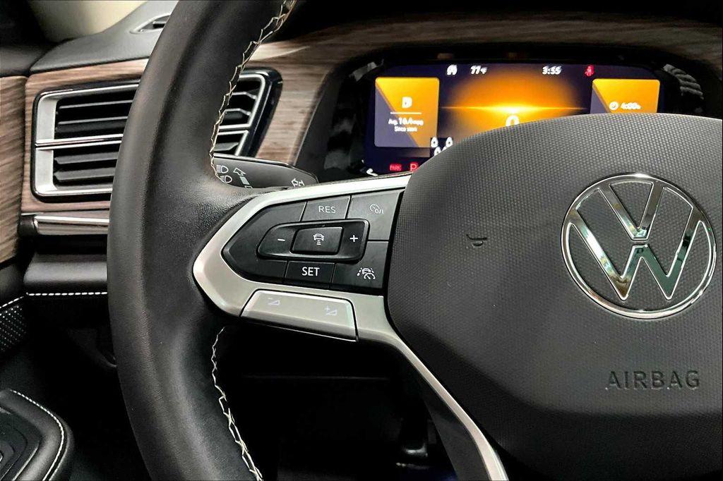used 2025 Volkswagen Atlas car, priced at $44,816