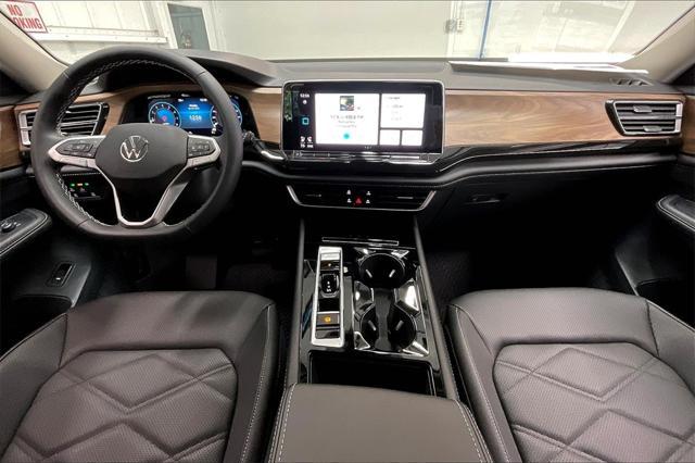 new 2025 Volkswagen Atlas car, priced at $47,087