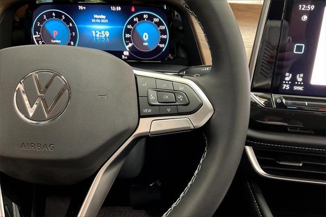 new 2025 Volkswagen Atlas car, priced at $47,087