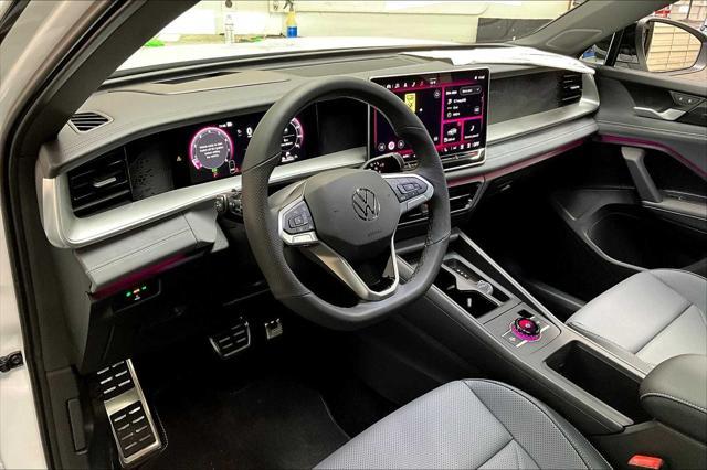 new 2025 Volkswagen Tiguan car, priced at $39,703