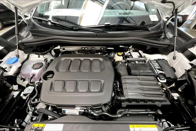 new 2025 Volkswagen Tiguan car, priced at $39,703
